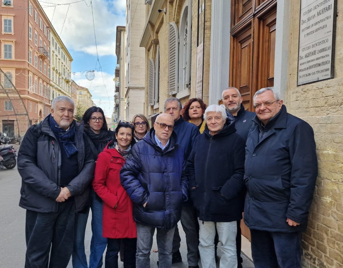 Sciopero dei giornalisti
e delle giornaliste, il sostegno
dell'Ordine delle Marche Sciopero dei giornalisti
e delle giornaliste, il sostegno
dell'Ordine delle Marche